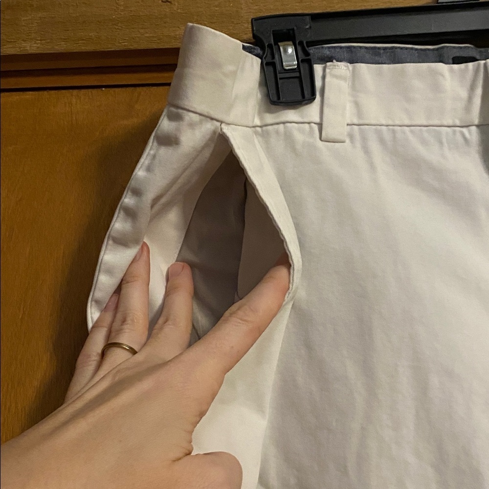 Banana Republic White Aiden Chino - Picture 3 of 9